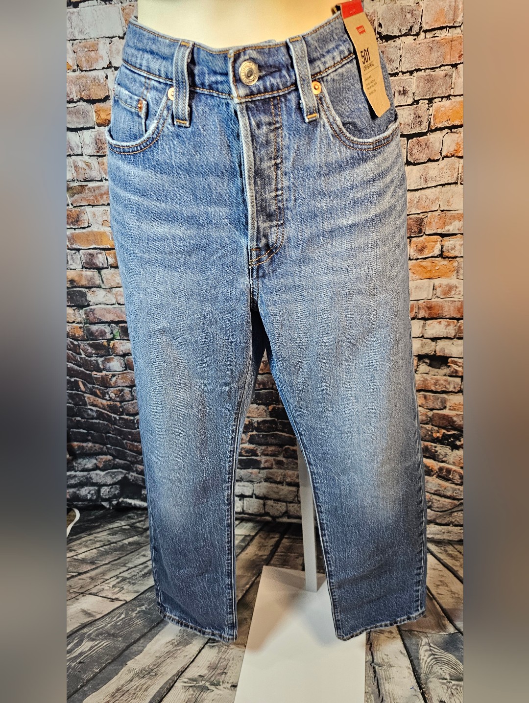 Levi's 501 Original High Rise Straight Leg Jeans Nwt Sz 27x30 Medium Wash Denim